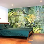 לינה וארוחת בוקר Private 4*