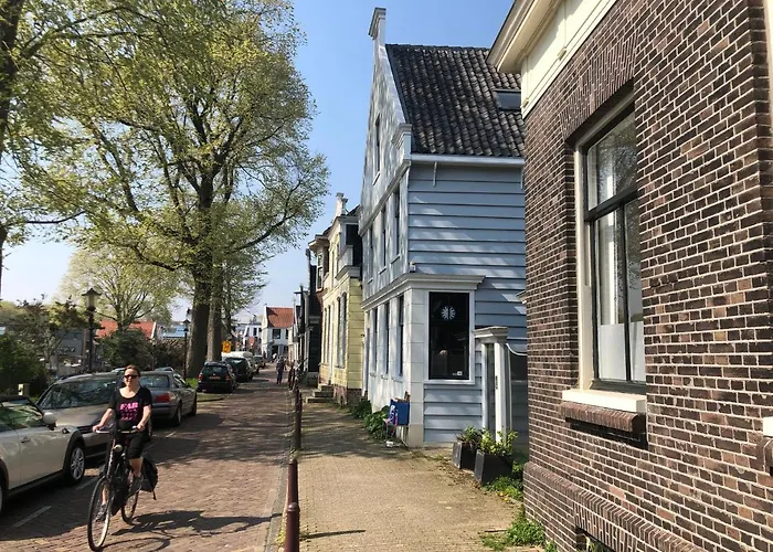 לינה וארוחת בוקר Private 4*