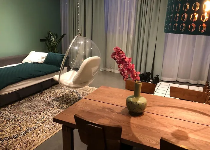 לינה וארוחת בוקר Private 4*