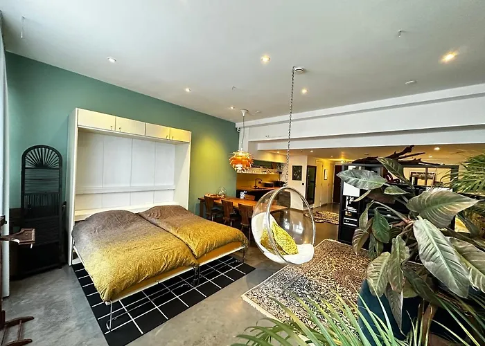 Private Bed & Breakfast