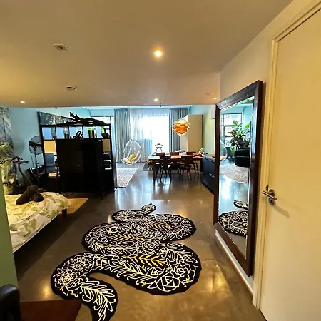 Bed & Breakfast Private Amsterdam